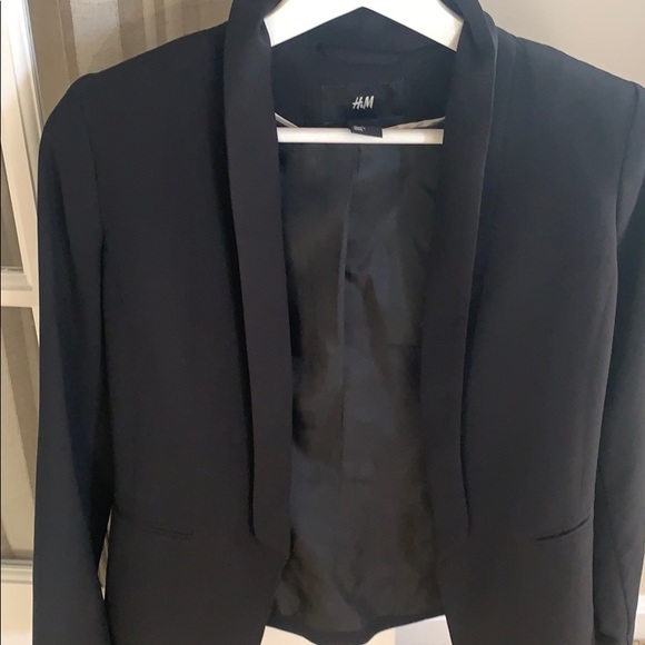 H&M blazer - Picture 2 of 2